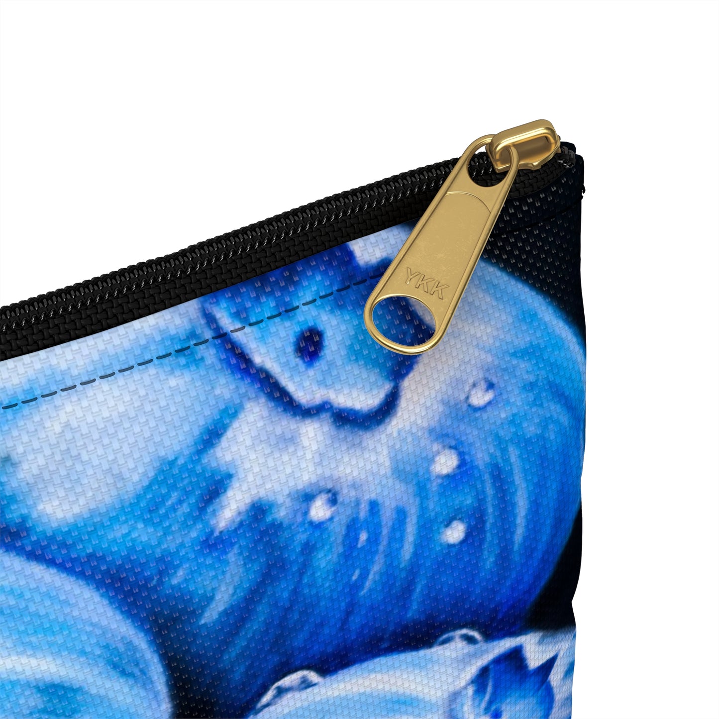 Blueberry Bliss - Berry Artwork with Dew Drops, Accessory Pouch, Colorful Zippered Bag, Artistic Clutch