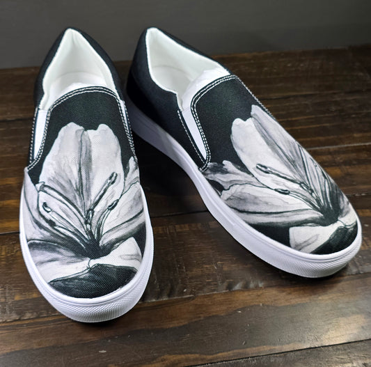 Women’s Slip-on Canvas Shoes - Floral Elegance: Monochrome Lily Artwork Design 