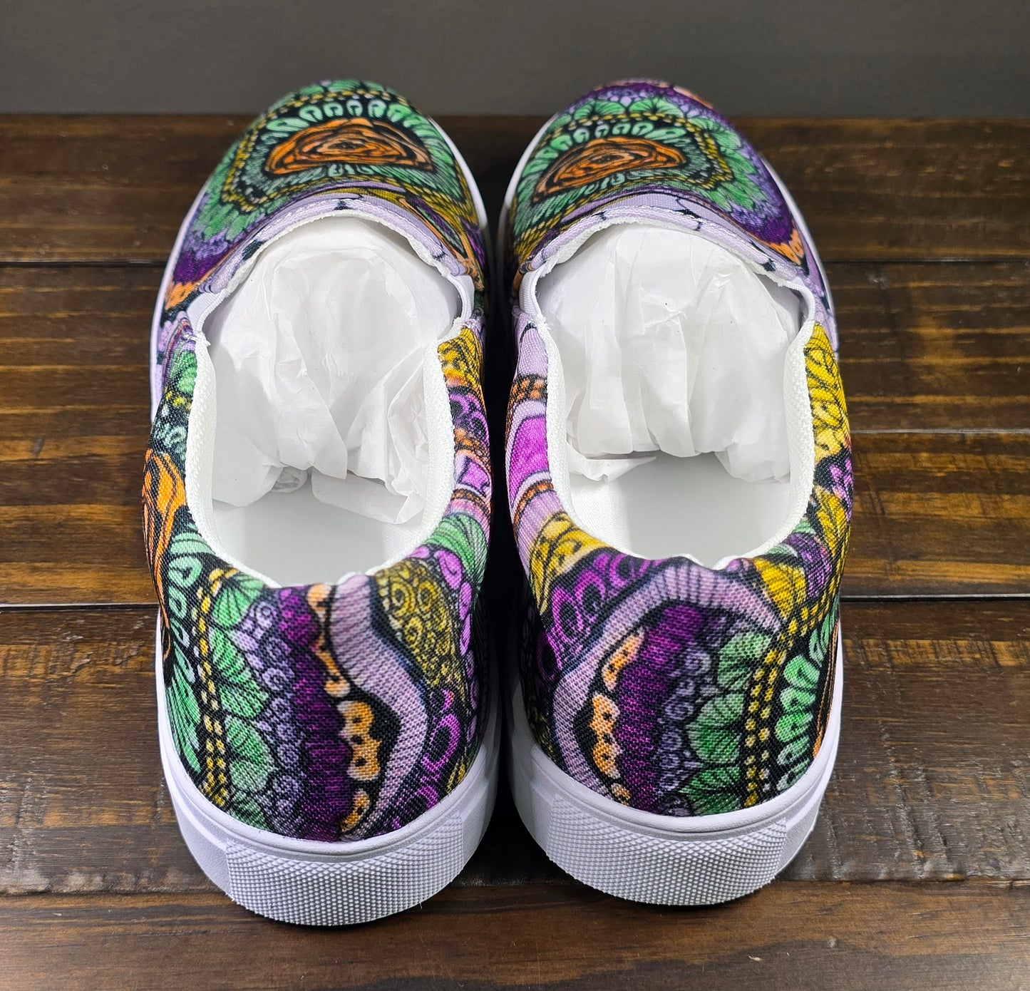 Women’s Slip-on Canvas Shoes: Zen Floral Bliss Zentangle Artwork Design