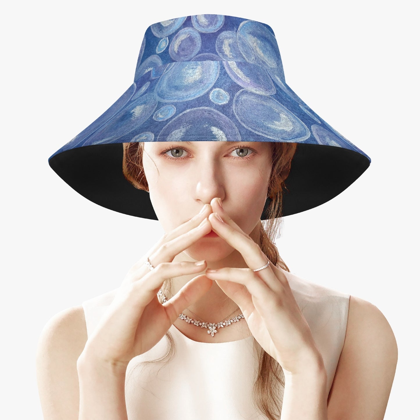 Floppy Sun Hat - Tranquil Reflections: Blue and White Reflective Bubble Artwork Design