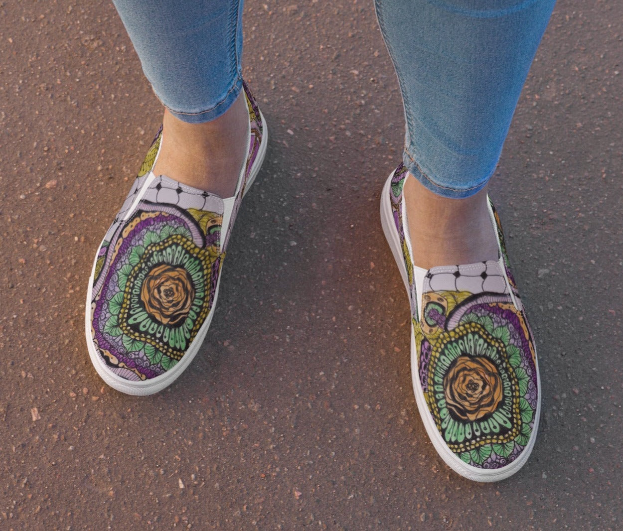 Women’s Slip-on Canvas Shoes: Zen Floral Bliss Zentangle Artwork Design