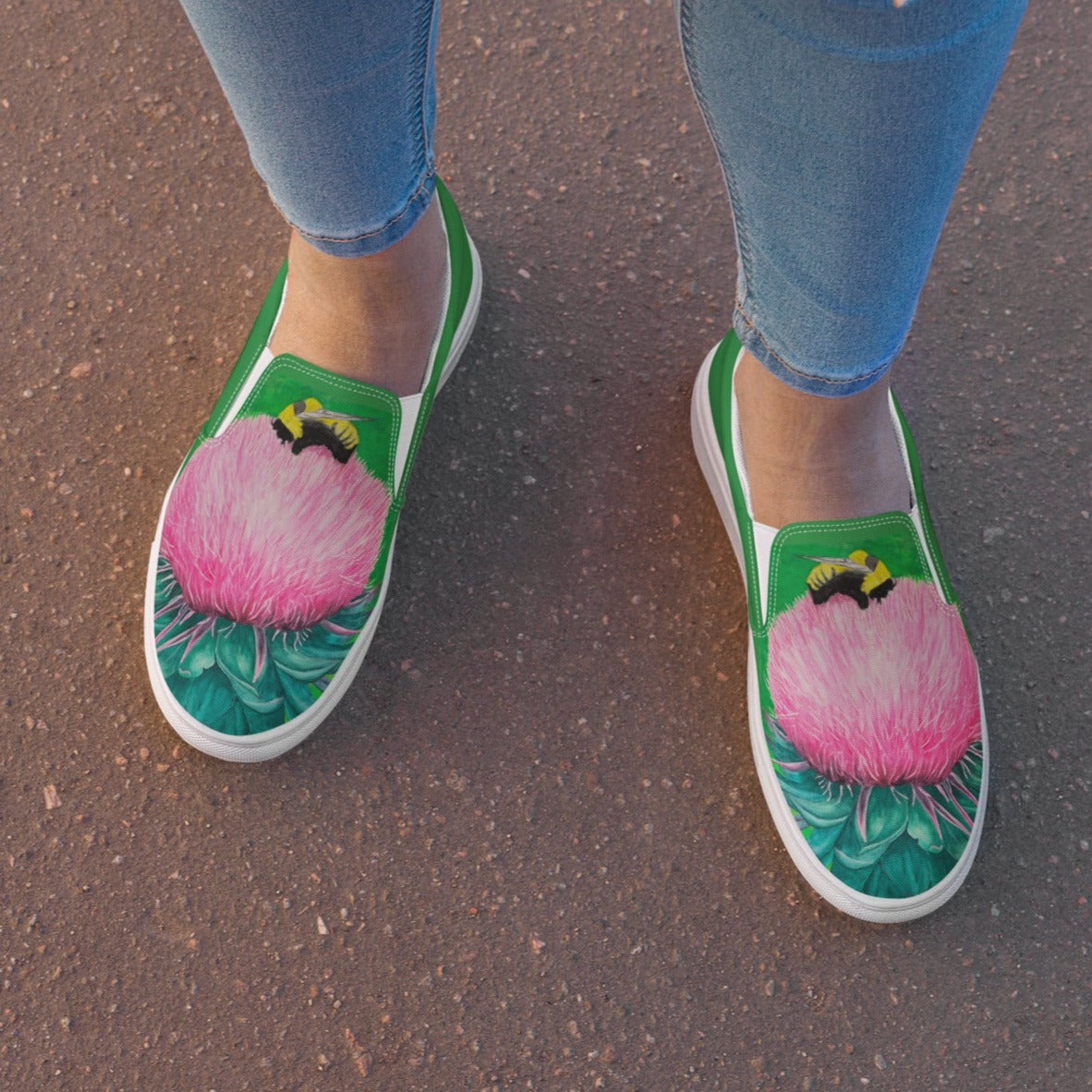 Bumble Bee Bliss Women's Slip-On Canvas Shoes - Pink Blossom Artwork Design