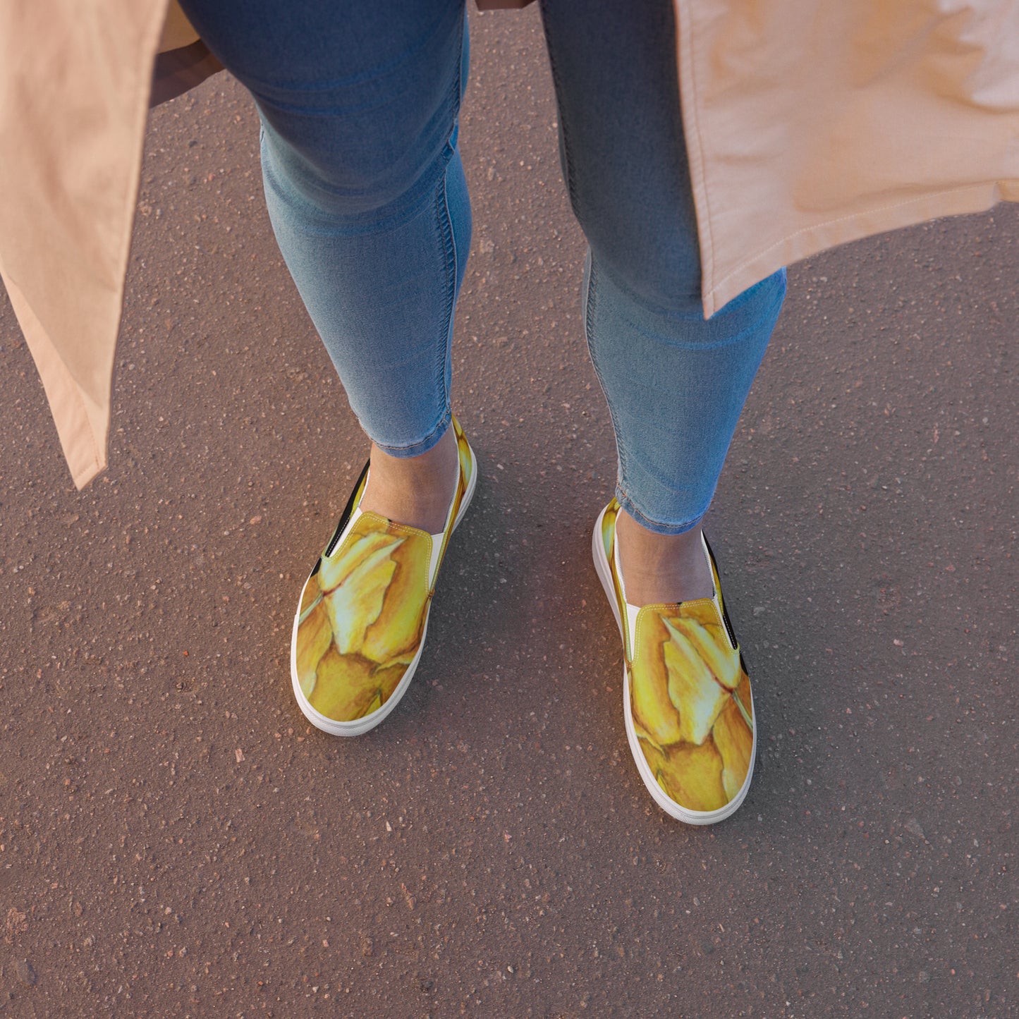 Women’s Slip-on Canvas Shoes - Sunny Blooms: Yellow Gladiola Artwork Design